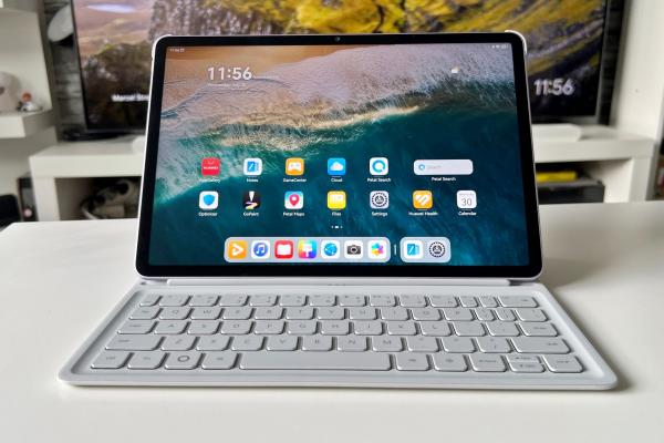 HUAWEI MatePad 11.5 (2025) PaperMatte: Display-ul care te încântă la video, care nu îți obosește ochii și care simulează hârtia la interacțiunea cu stylus