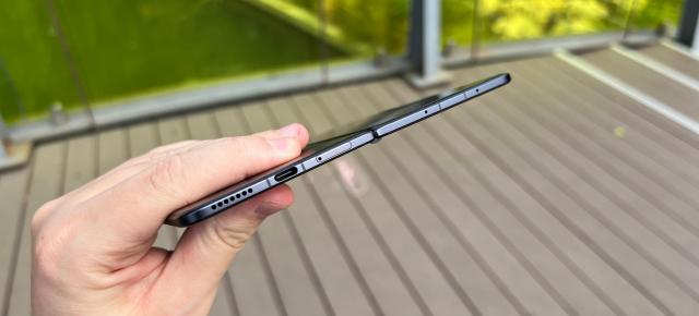 Honor Magic V5: Design-ul recordurilor în zona de pliabile, cu AI implicat în procesul de producție