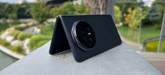 Honor Magic V5: Benchmark-uri de loc 3 în topul pliabilelor testate, cu Snapdragon 8 Elite la posturi