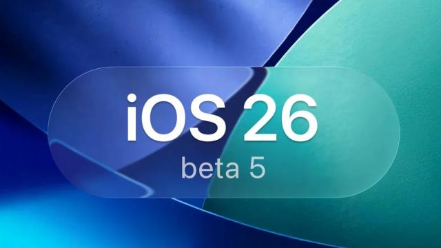 <b>Experiența „Liquid Glass” e șlefuită odată cu iOS 26 Beta 5; Actualizarea e acum disponibilă oficial și aduce câteva elemente utile</b>Apple continuă să rafineze iOS 26. Compania tocmai a lansat varianta Beta 5 a noii versiuni de OS ce pune accentul pe noul limbaj de design intitulat „Liquid Glass”. Chiar dacă schimbările mari au fost introduse încă din iunie, compania pare că și-a dat