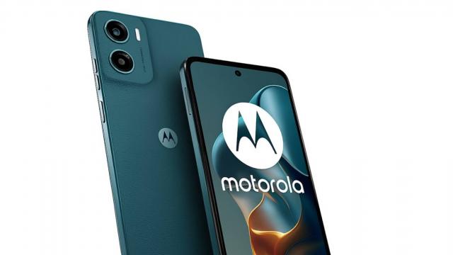<b>Viitorul telefon Motorola de 500 de lei a scăpat pe net; Ce ne oferă Moto G06?</b>Înainte să mă apuc să scriu această ştire despre Motorola Moto G06, am căutat pe web de curiozitate preţul predecesorului. Moto G05 costă doar 500 lei la noi (chiar 399 lei pe anumite site-uri). Ca atare, m-aş mira că succesorul să se ducă la cota
