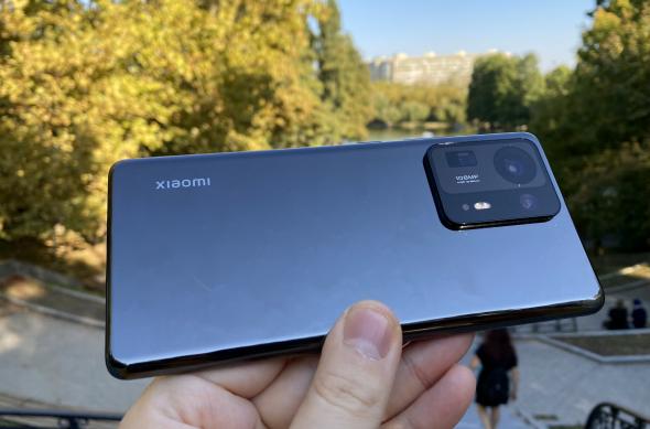 Xiaomi Mix 4 - Galerie foto Mobilissimo.ro: Xiaomi_Mix4_P_5.jpg