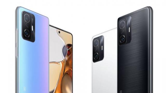 <b>Xiaomi 11T și 11T Pro au debutat oficial în România, cu procesoare și camere la nivel de flagship; Sosește și Xiaomi 11 Lite 5G NE</b>Evenimentul Xiaomi organizat azi, 7 octombrie, s-a finalizat cu lansarea a trei noi smartphone-uri și debutul mai multor produse IoT. În prim plan s-a aflat, desigur, noua serie de smartphone-uri Xiaomi 11T, compusă din două modele succesoare