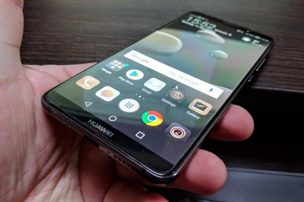 Huawei Mate 10 Pro: Multimedia stereo care va da peste cap gamerii