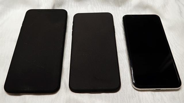 <b>iPhone X Plus si iPhone 9 Plus deja primesc machete; avem un model de 6.5 inch OLED şi unul LCD de 6.1 inch (Video)</b>Pentru anul viitor cei de la Apple pregătesc lansarea unor noi terminale mobile ce ar putea împrumuta design-ul actualului model aniversar, adică iPhone X. Vedem astăzi presupuse machete pentru două dintre acestea și anume