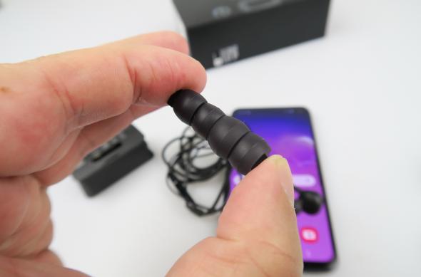 Putere volum Samsung Galaxy S10e: Samsung-Galaxy-S10e_021.JPG