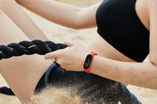 Xiaomi Mi Band 4 este anunțat oficial; Purtabil cu ecran AMOLED și certificare 5ATM
