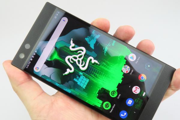 Razer Phone 2: Difuzoare foarte zgomotoase, stereo satisfăcător, acustică bună