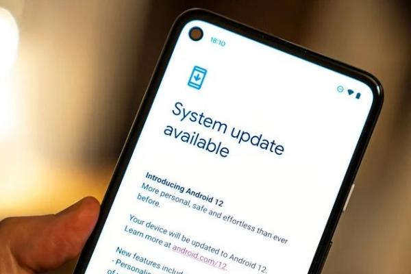 Google a lansat actualizarea stabilă la Android 12 pentru toate telefoanele Pixel compatibile