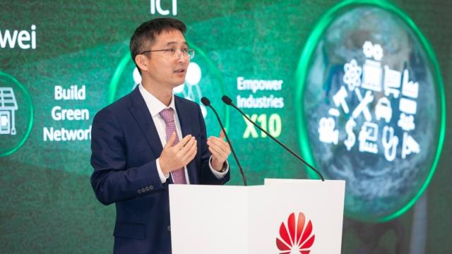 <b>Dezvoltarea ecologică este o prioritate pentru Huawei; Iată ce spune directorul de marketing al companiei în cadrul summit-ului "TIC verde pentru dezvoltare verde"</b>În cadrul Better World Summit (BWS) organizat în Dubai și găzduit de către Huawei, l-am avut pe Bob Cai, director de marketing al companiei Huawei's Carrier Business Group care a susținut discursul de deschidere