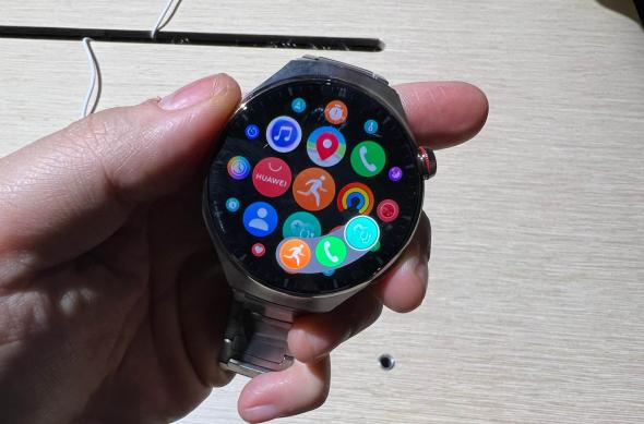 HUAWEI Watch 4 Pro - Fotografii hands-on: HUAWEI-Watch-4-Pro_006.jpg