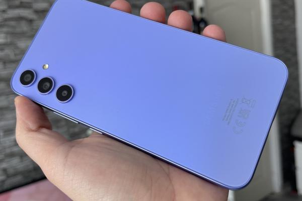 Samsung Galaxy A34 5G: Design memorabil, preluat de la flagship-ul Galaxy S23