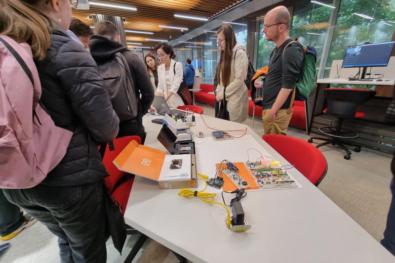 Vodafone Innovation Hub - Centrul multidisciplinar din cadrul UPB: 20230504_114557.jpg