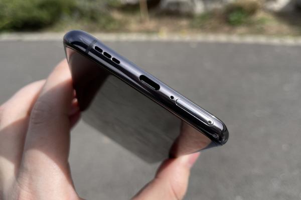 OPPO Find X5 Pro: Acustica blândă, stereo, ce depinde mult de speakerul de jos