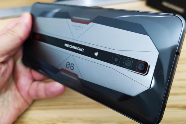 Nubia Red Magic 6 Pro: Camera cu bune şi cu rele, dar în segmentul ei este relevantă
