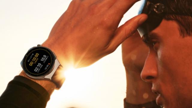 <b>Preț și disponibilitate HUAWEI Watch GT 3 Pro în România (+ căști wireless cadou la precomandă)</b>Această zi de 18 mai 2022 ne-a adus și lansarea seriei de ceasuri inteligente HUAWEI Watch GT 3 Pro pe piața din România, purtabile disponibile în variante de 43mm și 46mm, primul de aici fiind destinat publicului feminim, iar al doilea celui 