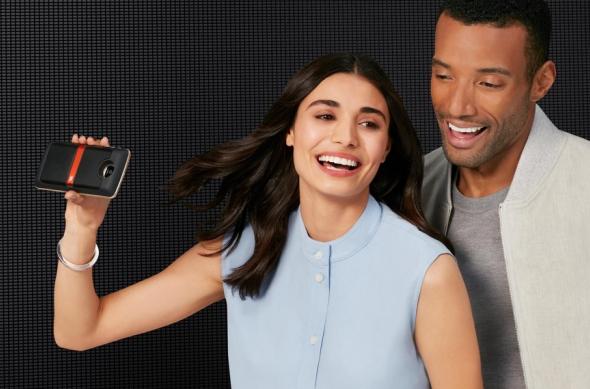 Moto JBL SoundBoost - Fotografii oficiale: JBL SoundBoost (1).jpg