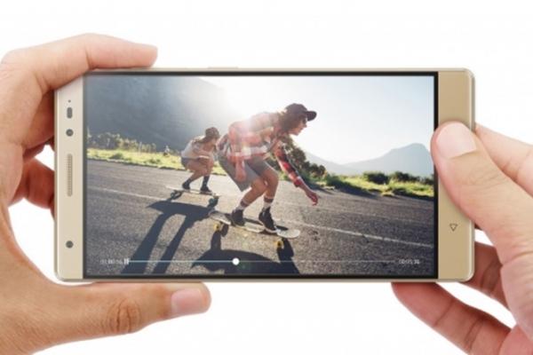 Lenovo anunță smartphone-urile Phab 2 și Phab 2 Plus; vin cu display-uri de 6.4 inch și dotări mid-range