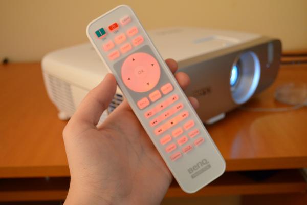BenQ W2000 - Fotografii produs