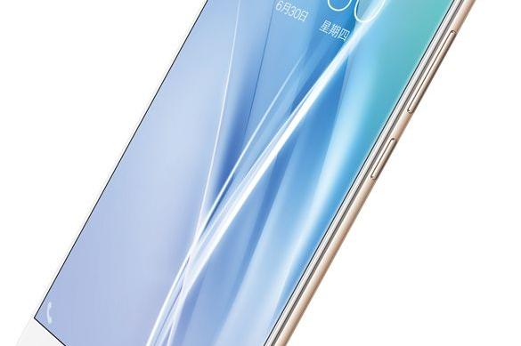 Vivo X7 - Fotografii oficiale: Vivo X7 (2).jpg