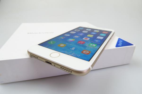 Blackview Ultra Plus Unboxing: phablet în stil iPhone 6 Plus cu multe accesorii la pachet
