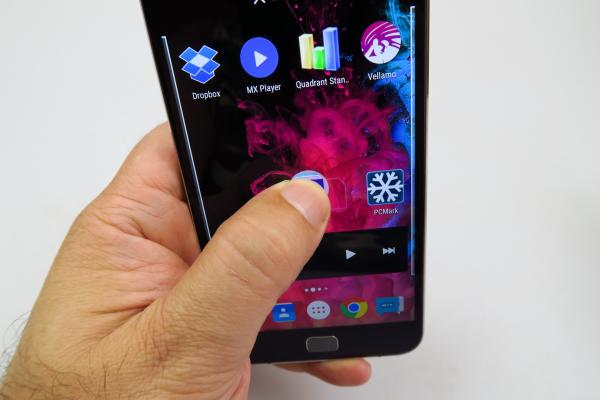 UMi Touch: OS, UI, aplicaţii pur şi simplu excelente