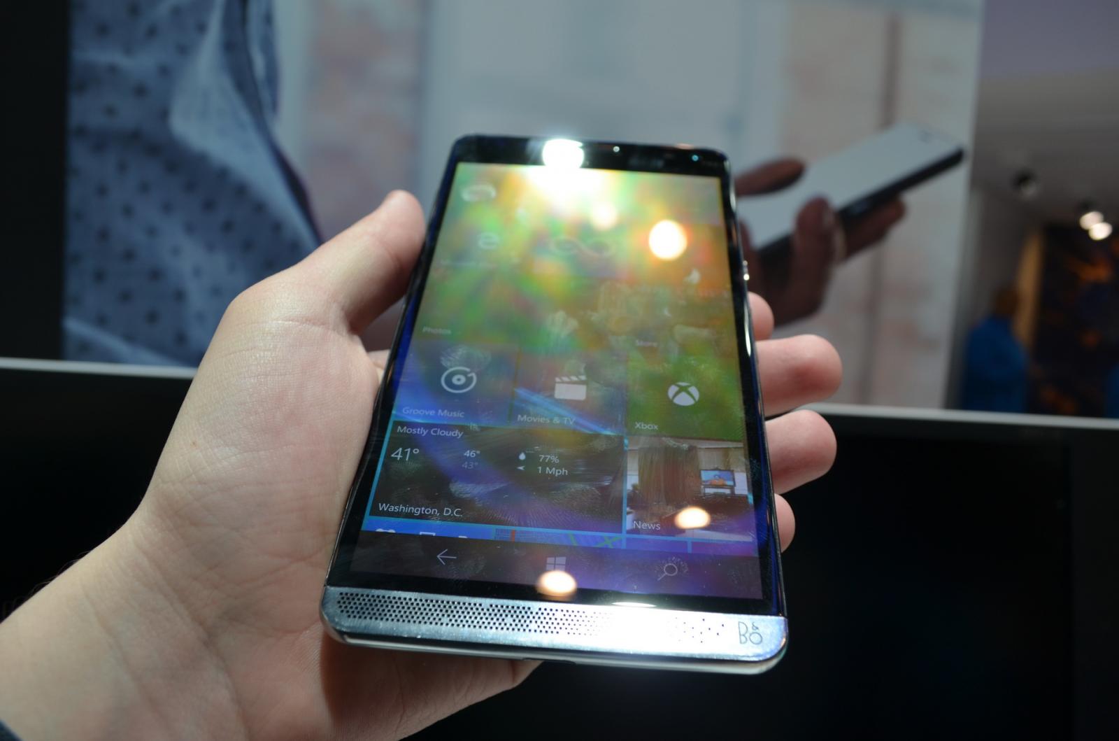 Specificații HP Elite X3 - Imagini, Știri, Video