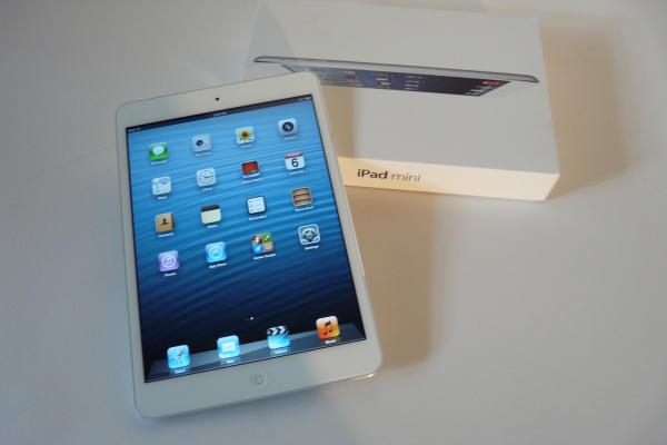Apple iPad mini Wi-Fi - Unboxing