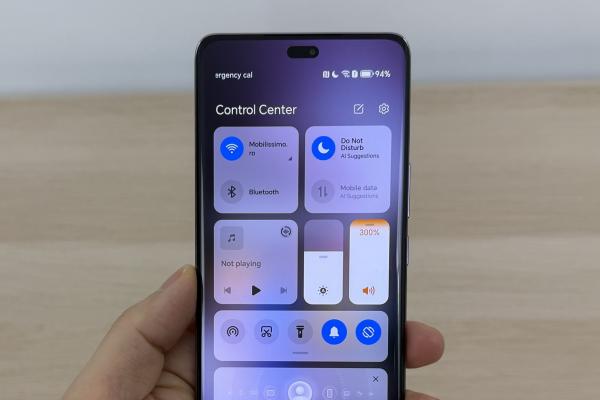 HONOR Magic 7 Lite: Conectivitate cu noi şi cu vechi