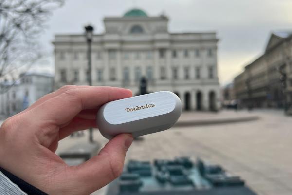 Technics EAH-AZ100 Unboxing: Căști wireless in-ear premium, cu sunet de top și ANC îmbunătățit, gata să înfrunte rivalii Pro de pe piață