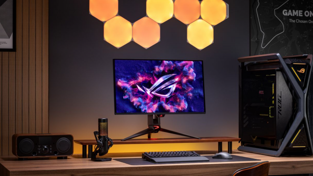 <b>CES 2025: ASUS dezvăluie monitoare OLED premium de gaming - Swift OLED PG27UCDM, Strix OLED XG27AQDPG</b>ASUS a adus la CES 2025 cele mai noi monitoare OLED premium de gaming, Swift OLED PG27UCDM şi Strix OLED XG27AQDPG. Avem de-a face cu două monitoare de 27 de inch, cu tehnologie QD-OLED de generaţie a patra şi protecţie 