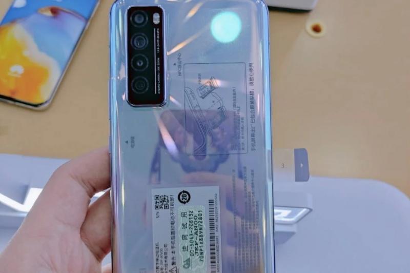 Nova 7 5G, leak: Nova-7-5G-rear.jpg