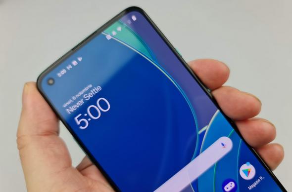 Luminozitate display OnePlus 8T și ecranul văzut la microscop: OnePlus-8T_042.jpg