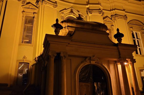 Fotografii low light realizate cu Samsung Galaxy S20 FE 5G: 20201007_005500.jpg