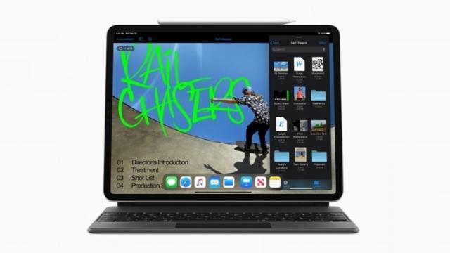 <b>iPad Pro va primi variante cu ecran Mini LED şi OLED în 2021</b>Au început deja scăpările legate de produsele Apple din 2021, iar după iPhone 13 şi iOS 15, acum vorbim despre viitoare modele iPad Pro. Se pare că la anul primim două noi abordări pentru tabletele din Cupertino