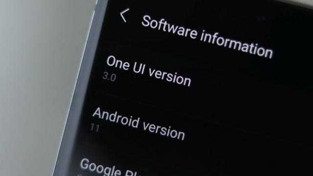 <b>Samsung prezintă roadmap-ul de actualizare la Android 11 + One UI 3.0; S20 deja primește update-ul</b>Începutul lunii decembrie vine cu vești bune pentru posesorii de telefoane Samsung, asta pentru că firma sud-coreeană tocmai ce a prezentat un roadmap de actualizare la Android 11 pentru dispozitivele 