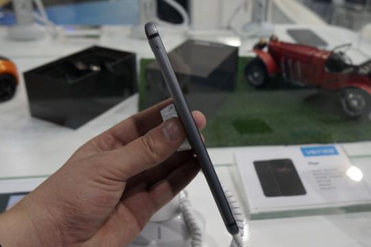 Vernee Mars Pro, fotografii hands-on de la MWC 2017 din Barcelona: Vernee-Mars-Pro_007.jpg