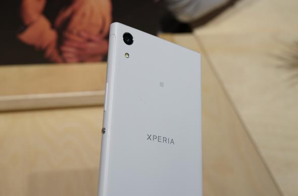 Sony Xperia XA1 Ultra - Fotografii Hands-On de la evenimente: Sony-Xperia-XA1-Ultra_002.JPG