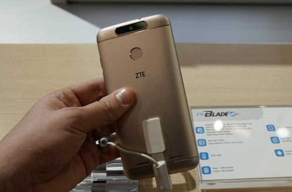 ZTE Blade V8 Lite - Fotografii Hands-On: ZTE-Blade-V8-Lite_002.jpg