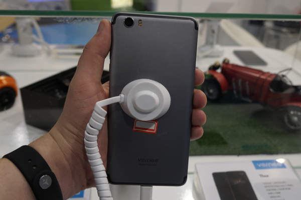 MWC 2017: Vernee Mars Pro hands-on - telefon cu 6 GB RAM și Android Nougat!