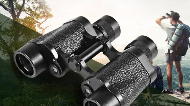 <b>Turul Magazinelor #144: consola Nintendo Switch la vânzare, tastatură de gaming mecanică la preţ bun şi cameră la 360 grade pentru telefon</b>Acum că MWC 2017 s-a încheiat putem reveni liniştiţi la Turul Magazinelor, pentru a vă prezenta produse inedite şi super oferte. Şi fiind weekend începem cu un tur ce include produse de gaming, dar şi gadgeturi outdoor, că tot e frumos afară, plus o..