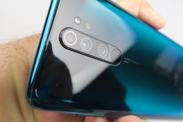 Mini Turul Magazinelor #143: Redmi Note 8 Pro sub 900 lei, Black Shark 3S în România şi espressor automat la ofertă