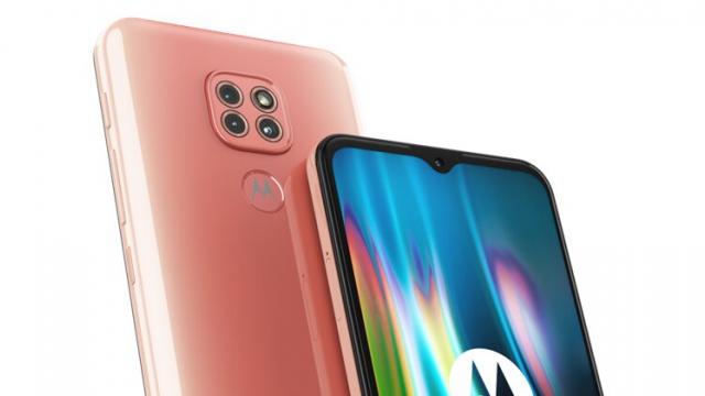 <b>Preț și disponibilitate Motorola Moto G9 Play în România</b>La scurt timp de la anunțul oficial iată că smartphone-ul Motorola Moto G9 Play ajunge deja la vânzare pe plan local, direct în stoc chiar. Astfel punem la cale un articol dedicat "Preț și Disponibilitate"