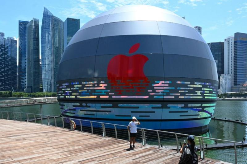 Apple Store Singapore: image1.jpg
