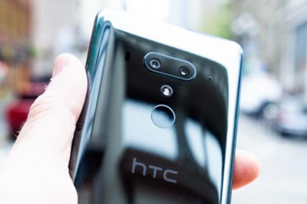 HTC U12+ devine oficial cu procesor Snapdragon 845, cameră duală și acustică BoomSound
