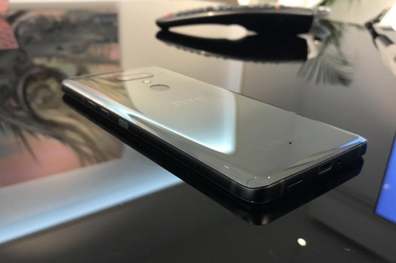 HTC U12+ - Fotografii Hands-On de la evenimente: HTC-U12-Plus-Preview_017.jpg