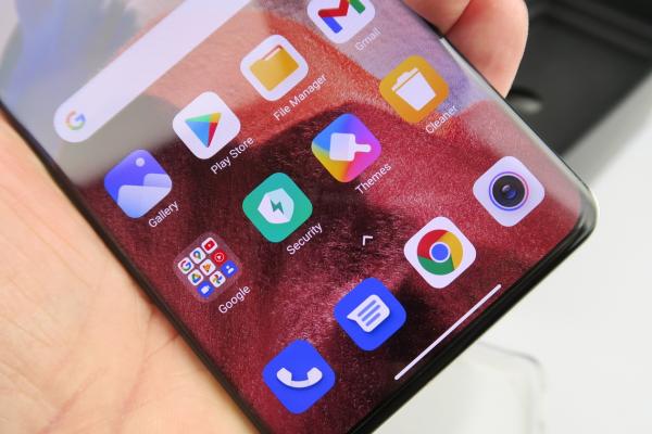 Xiaomi Mi 11 Ultra: OS, UI, aplicaţii cu un MIUI 12 devenit familiar deja