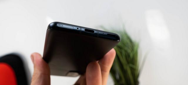 ASUS ZenFone 8: Acustică pe bază de tehnologie Dirac, cu egalizator impresionant