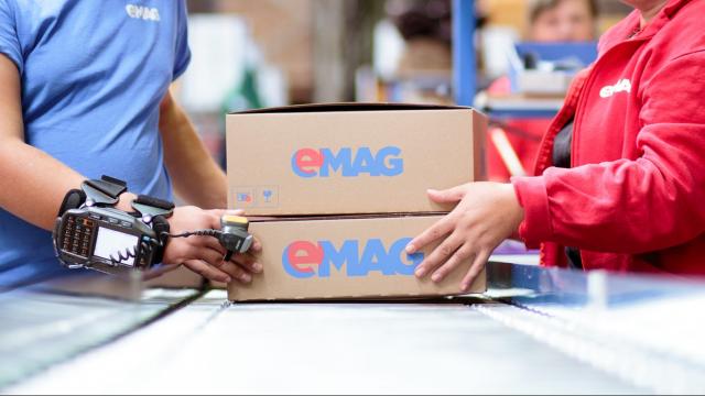 <b>Veniturile grupului eMAG au ajuns la 8,93 miliarde de lei în 2020, iar operațiunile internaționale au înregistrat o creștere de un miliard de lei</b>Prin intermediul unui comunicat de presă astăzi Grupul eMAG dezvăluie detalii despre veniturile înregistrate pe parcursul anului 2020 și despre evoluția operațiunilor internaționale. Aflăm pe această cale faptul că anul