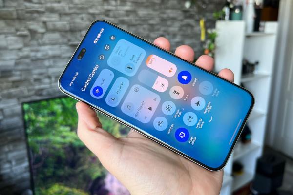 HONOR 400 Pro: Conectivitate de flagship, are chiar şi infraroşu